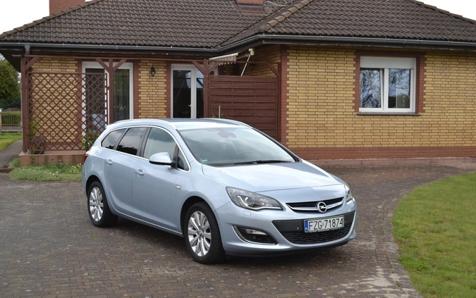 Opel Astra cena 25600 przebieg: 226000, rok produkcji 2014 z Iłowa małe 407